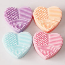 Heart Shape Makeup Brush Cleaner